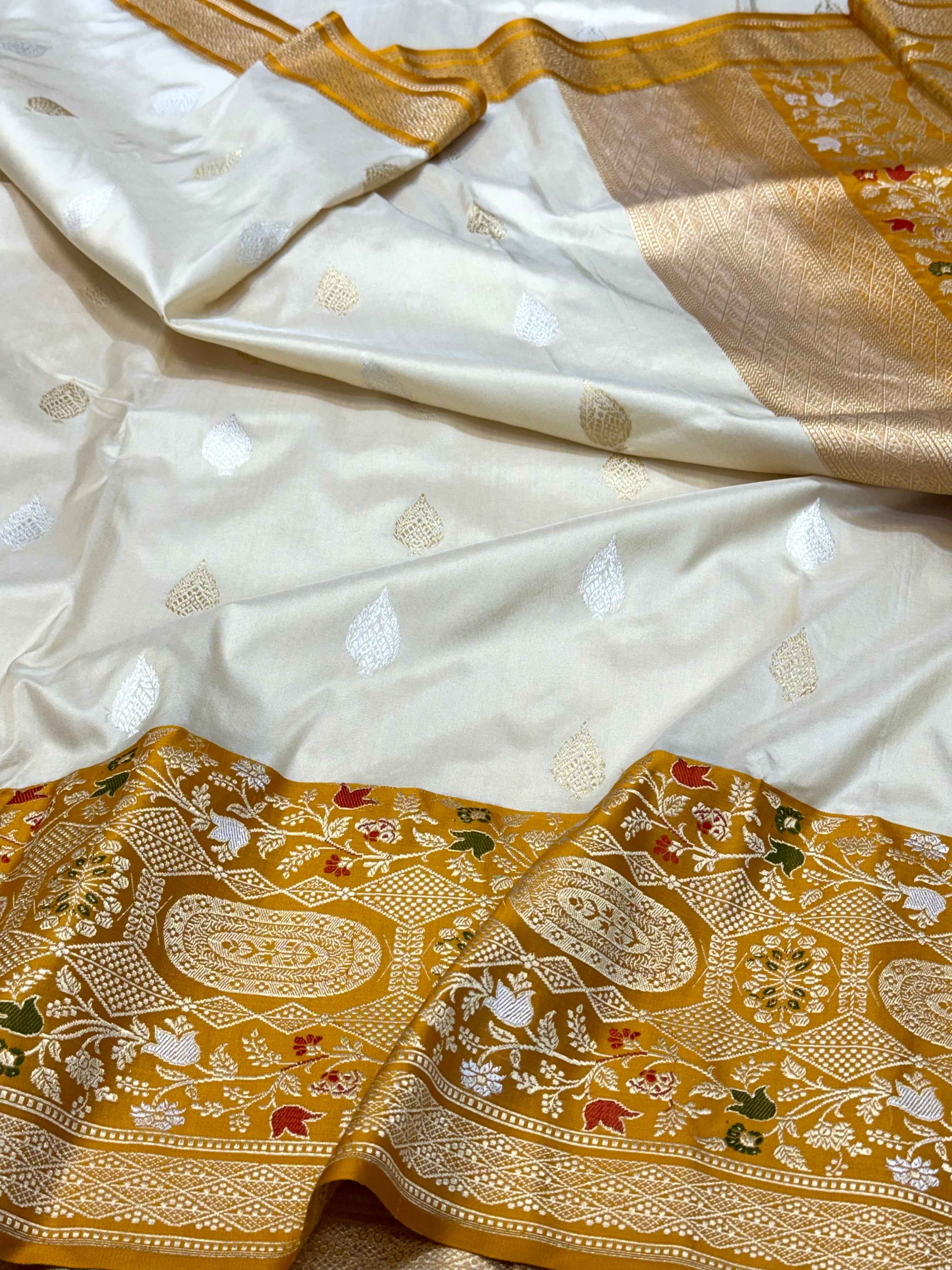 Ivory/Mustard Yellow Pure Mulberry Katan Silk & Satin border Handwoven Banarasi Saree