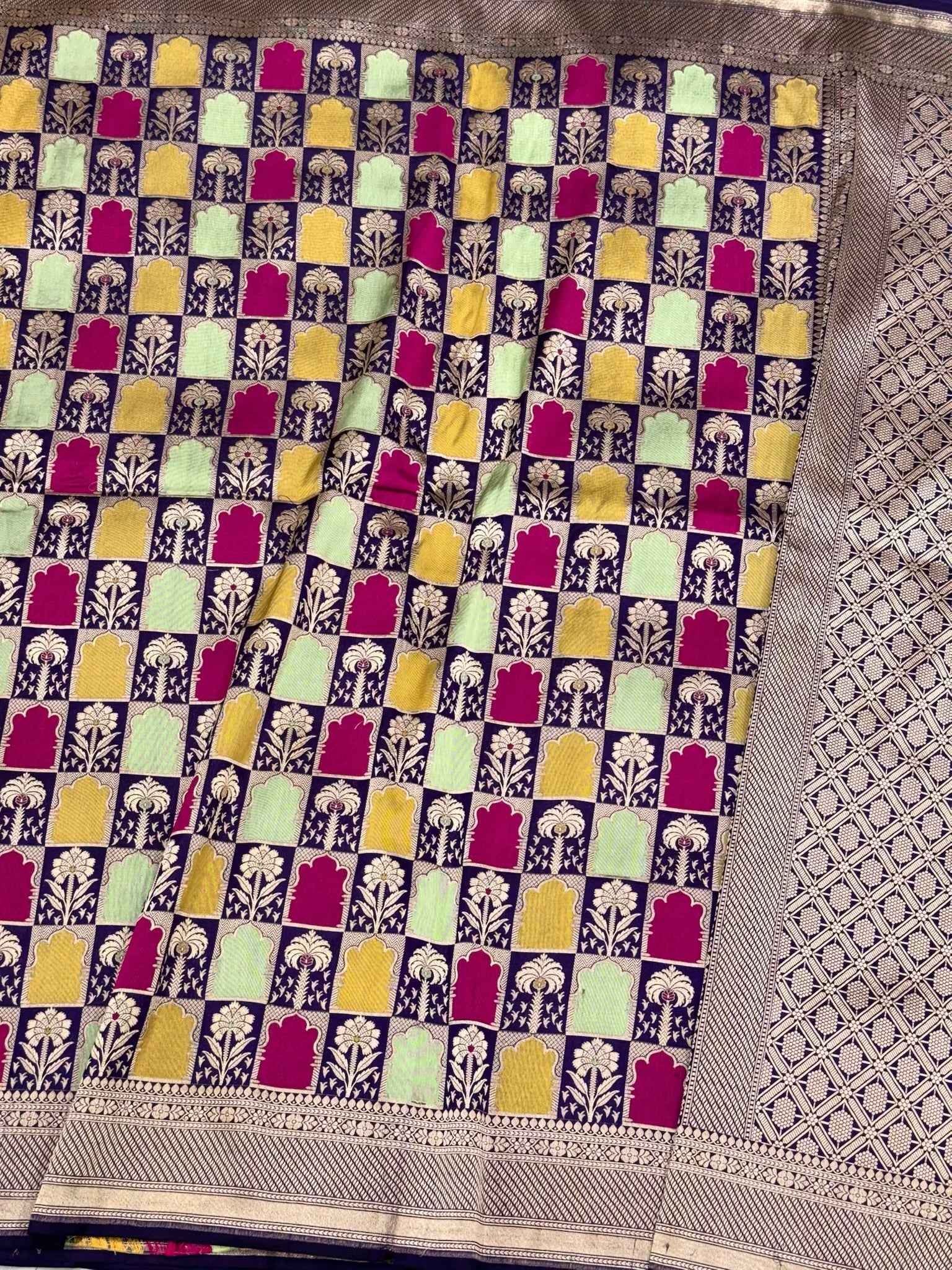Purple Pure Mulberry Silk & Pure Katan Silk Handloom Banarasi Saree - Rangkaat
