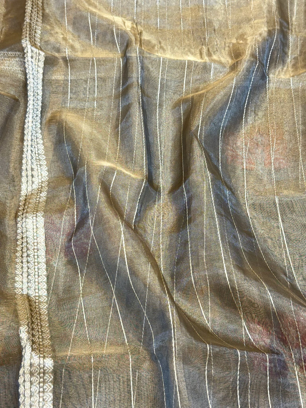 Molten Gold Pure Tissue Silk Handwoven Banarasi Saree | Soft Lightweight Kadhwa Ektara Weave Saree