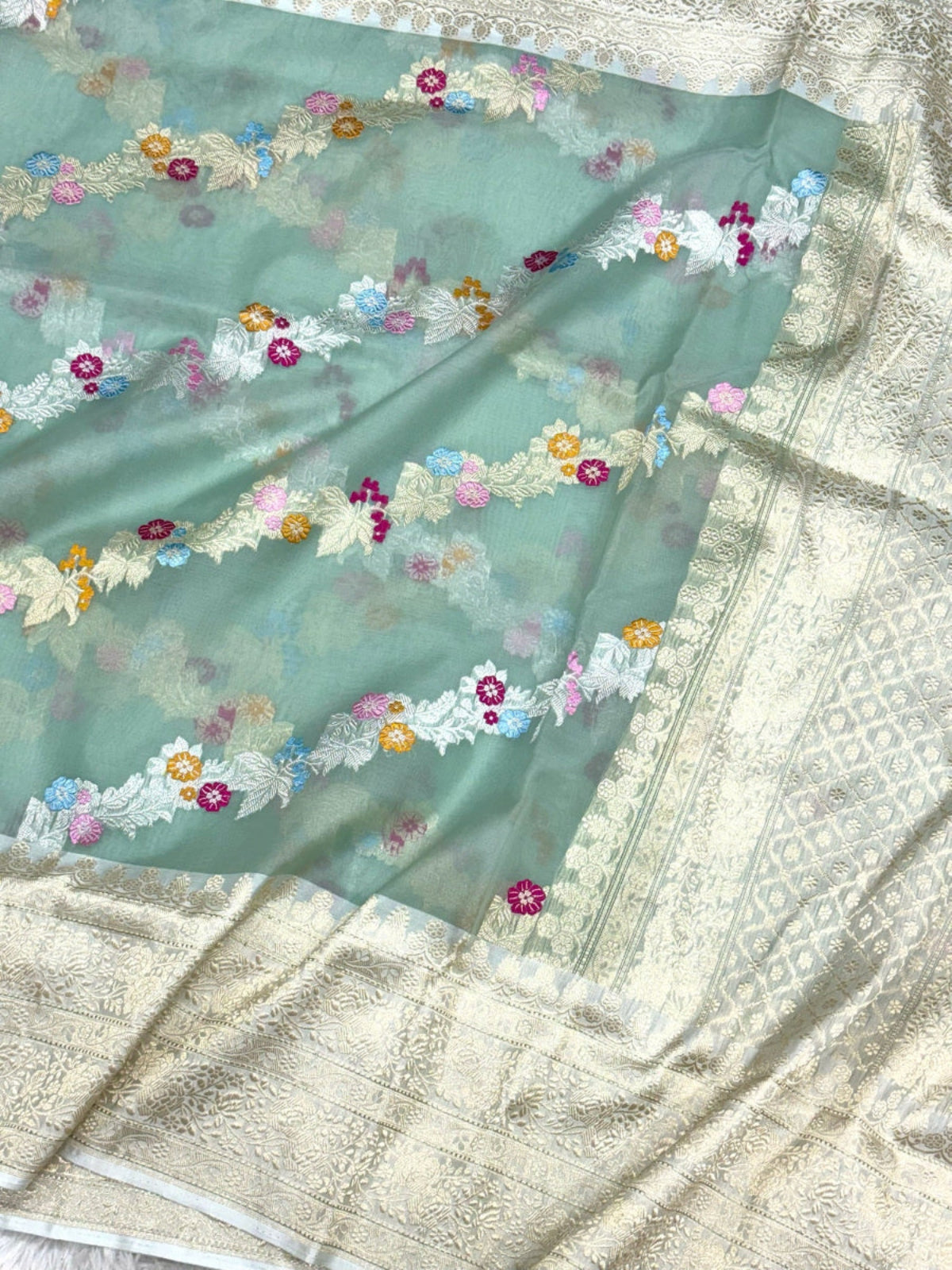 Aqua Green Pure Kora Silk Handwoven Lightweight Banarasi Saree