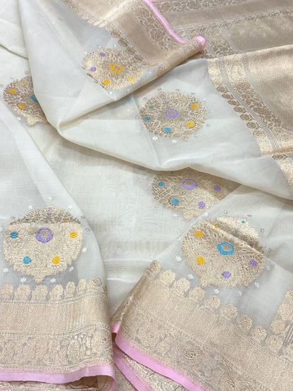 Off White Pure Kora Mulberry Silk | Kadhwa Technique | Handwoven Lighweight Banarasi Saree