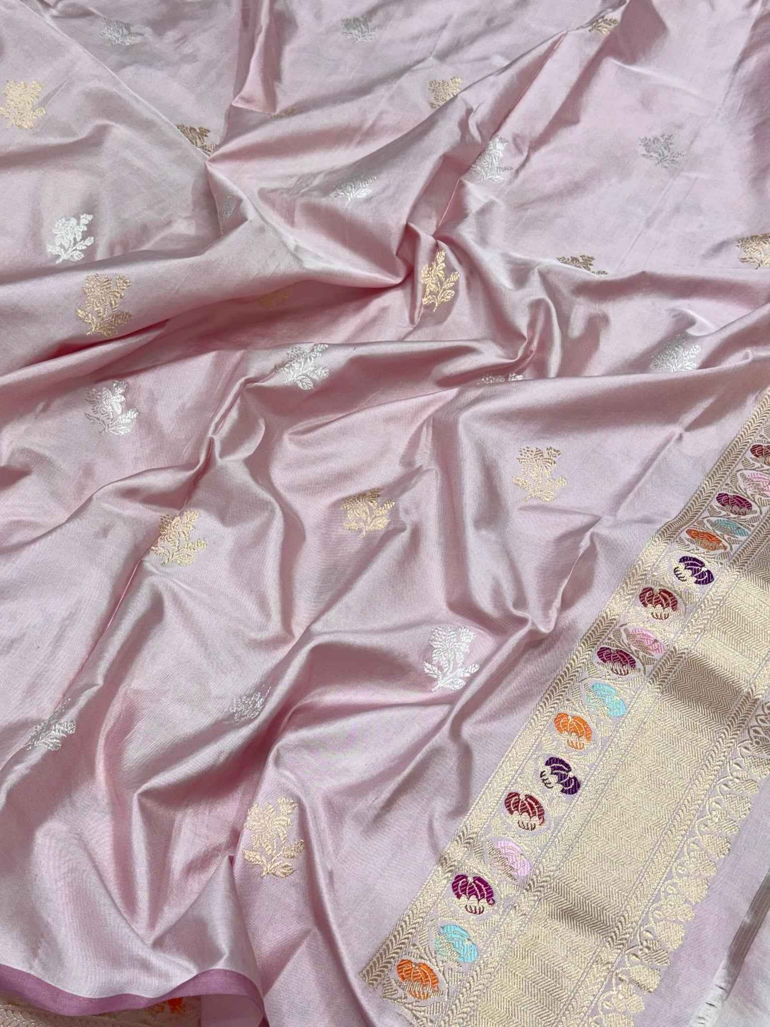 Light Mauve Pink Pure Mulberry Double Katan Silk Handwoven Banarasi Saree - Authentic Banarasi Saree  | Kadhwa + Ektara Weave |