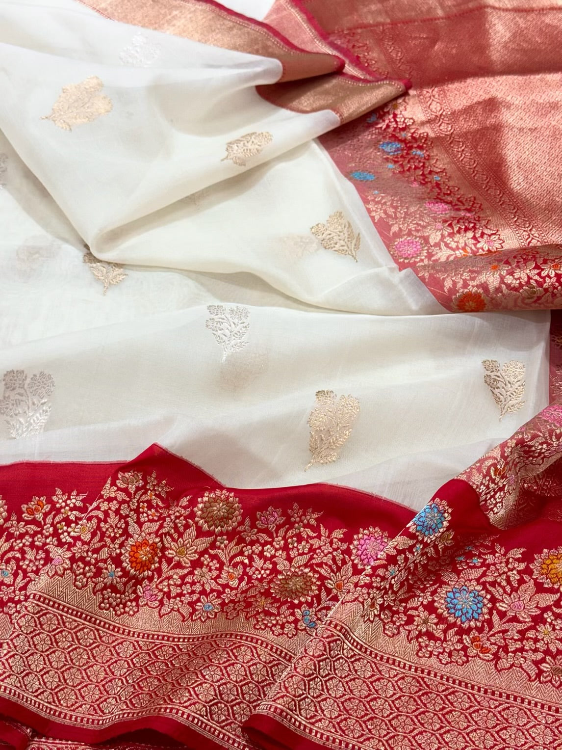 Off White Pure Mulberry Kora Silk Kadhwa + Kadhiyal Handwoven Banarasi Silk Saree