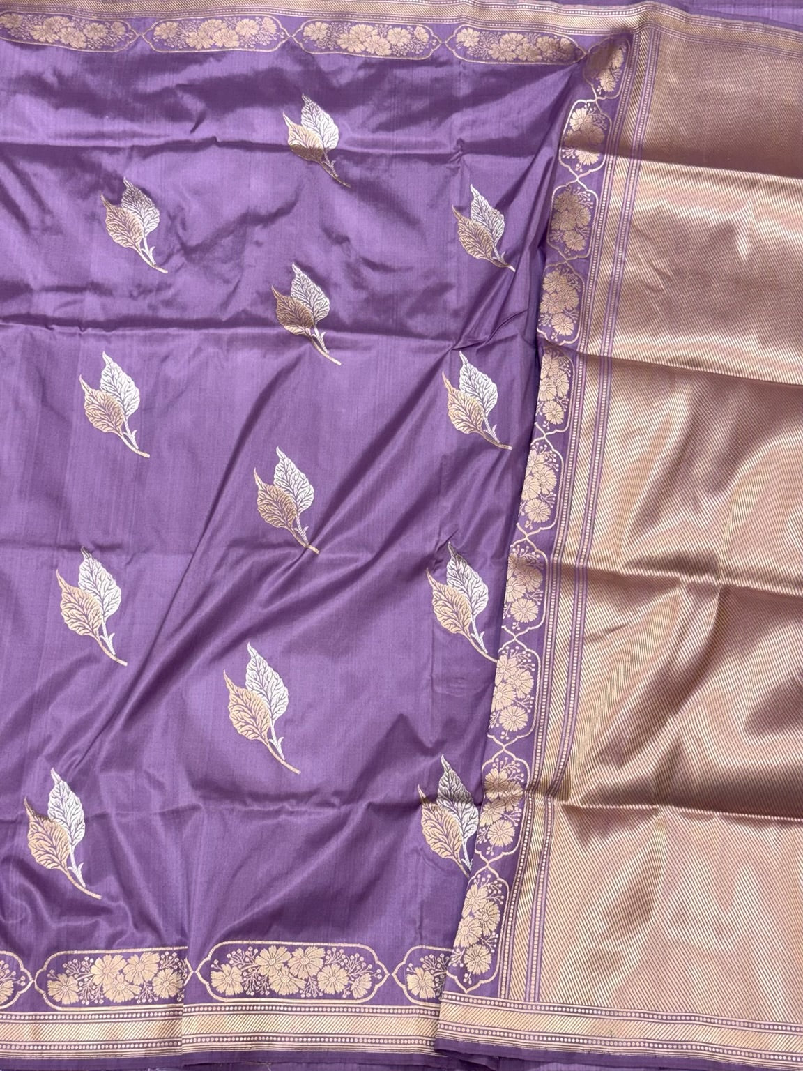 Lavender Pure Mulberry Katan Silk | Kadhwa Technique | Handwoven Banarasi Saree
