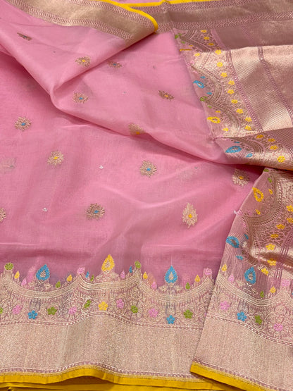 Onion Pink Authentic Banarasi Saree | Pure Kora Mulberry Silk - Kadhwa Weave Handwoven Banarasi Saree