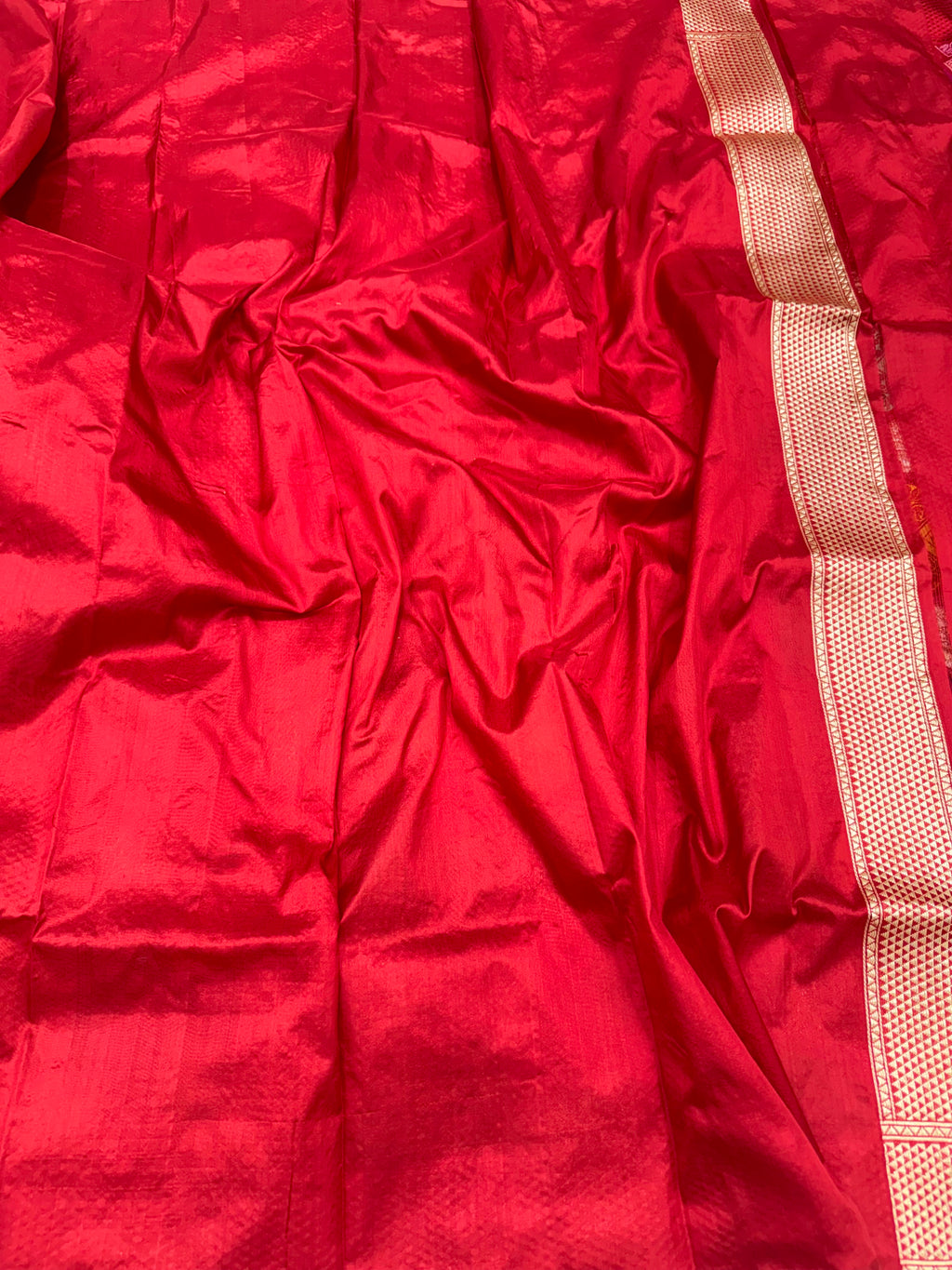 Red Pure Mulberry Katan Silk Handwoven Banarasi Saree - Rangkaat