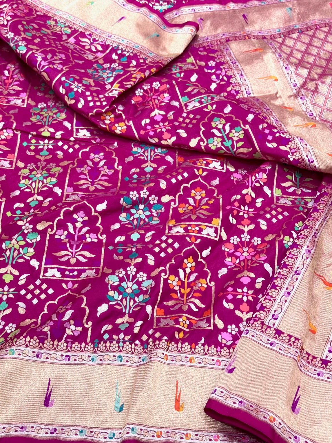 Magenta Pink Pure Katan Silk Handloom Banarasi Saree | Pure Mulberry Silk Cutwork Technique Banarasi Saree