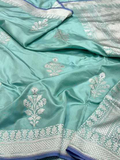 Light Sea Green Pure Katan Mulberry Silk Handwoven Modern Banarasi Saree - Kadhwa Ektara Weave
