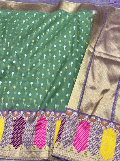 Sage Green Pure Mulberry Kora Silk Handwoven Banarasi Saree | Kadhiyal Rangkaat style Border