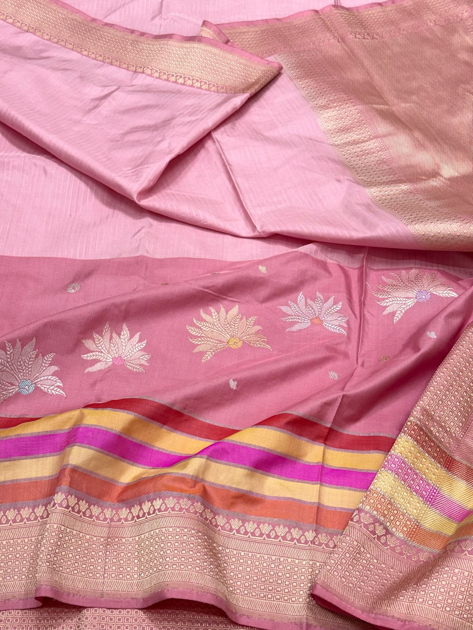 Pink Pure Mulberry Katan Silk Handwoven Banarasi Saree - Modern Contemporary Saree
