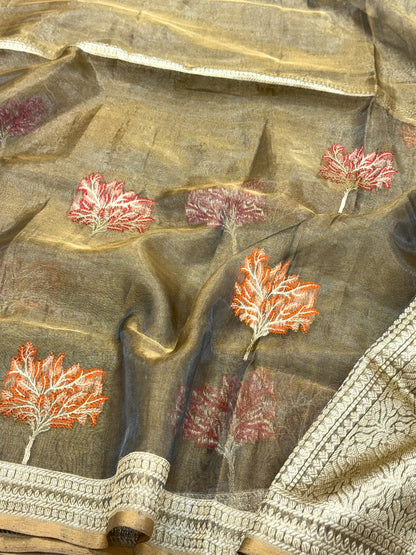 Molten Gold Pure Tissue Silk Handwoven Banarasi Saree | Soft Lightweight Kadhwa Ektara Weave Saree