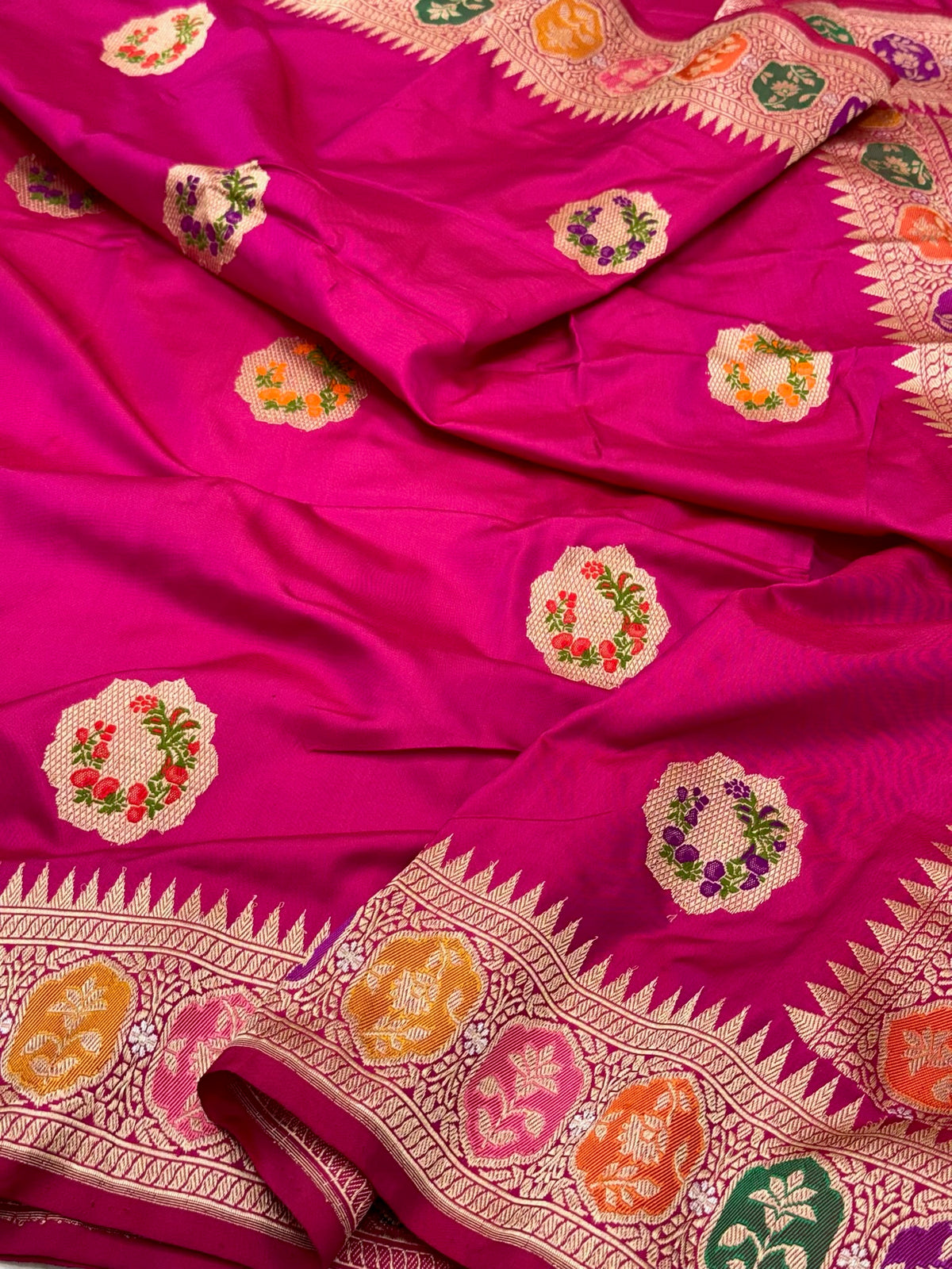 Rani Pink Pure Katan Mulberry Silk | Kadhwa Technique | Handwoven Banarasi Saree