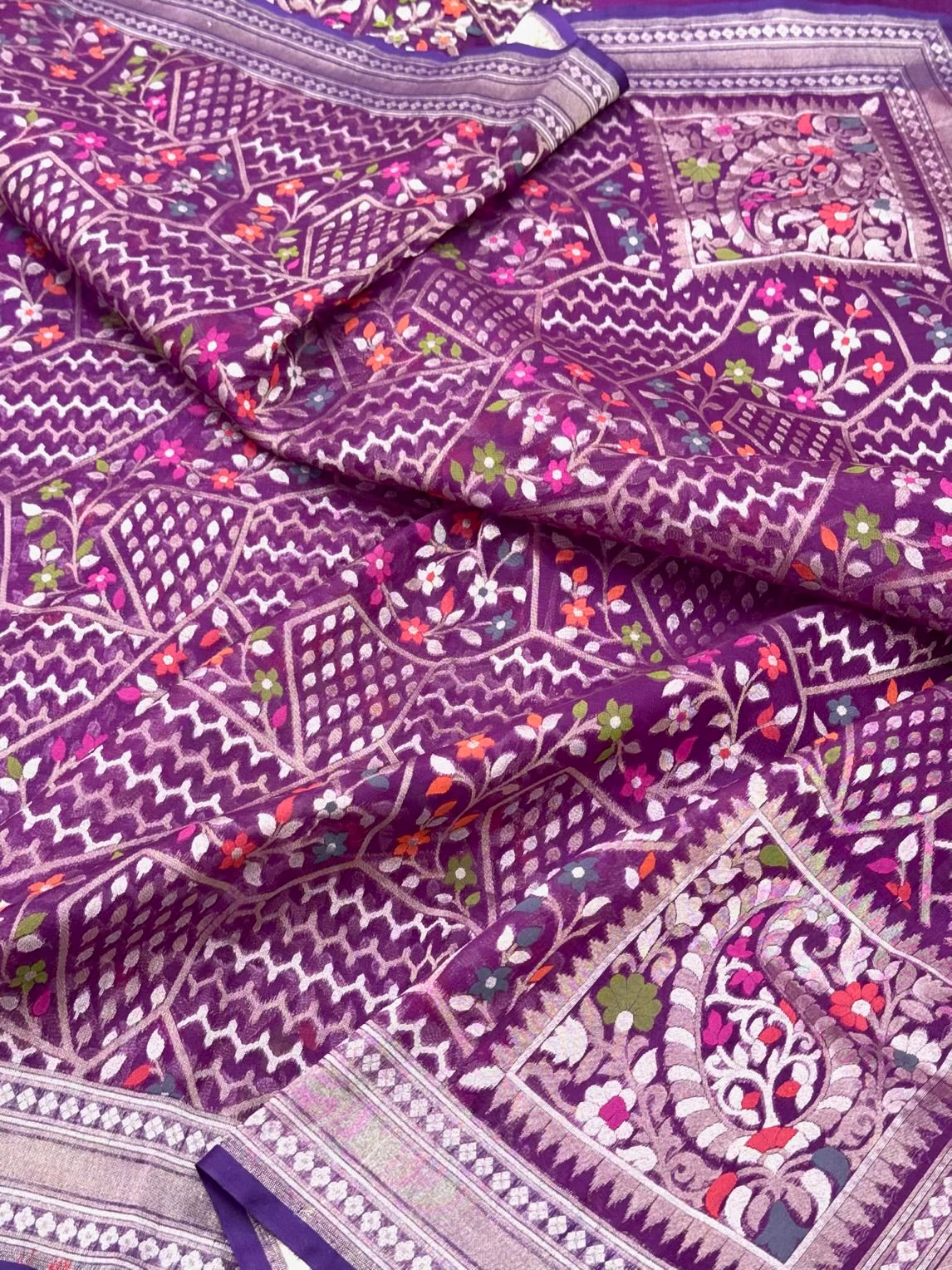 Magenta/Purple Pure Kora Silk Saree -Ektara Technique | Pure Mulberry Silk Handwoven Banarasi Saree