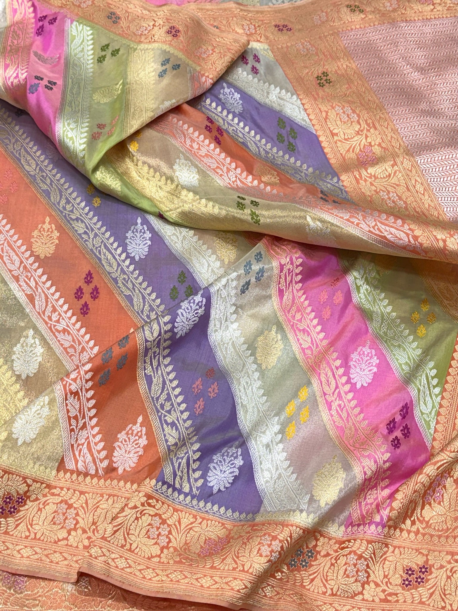 Peach Pure Mulberry Katan Silk Handwoven Banarasi Saree |Rangkaat|