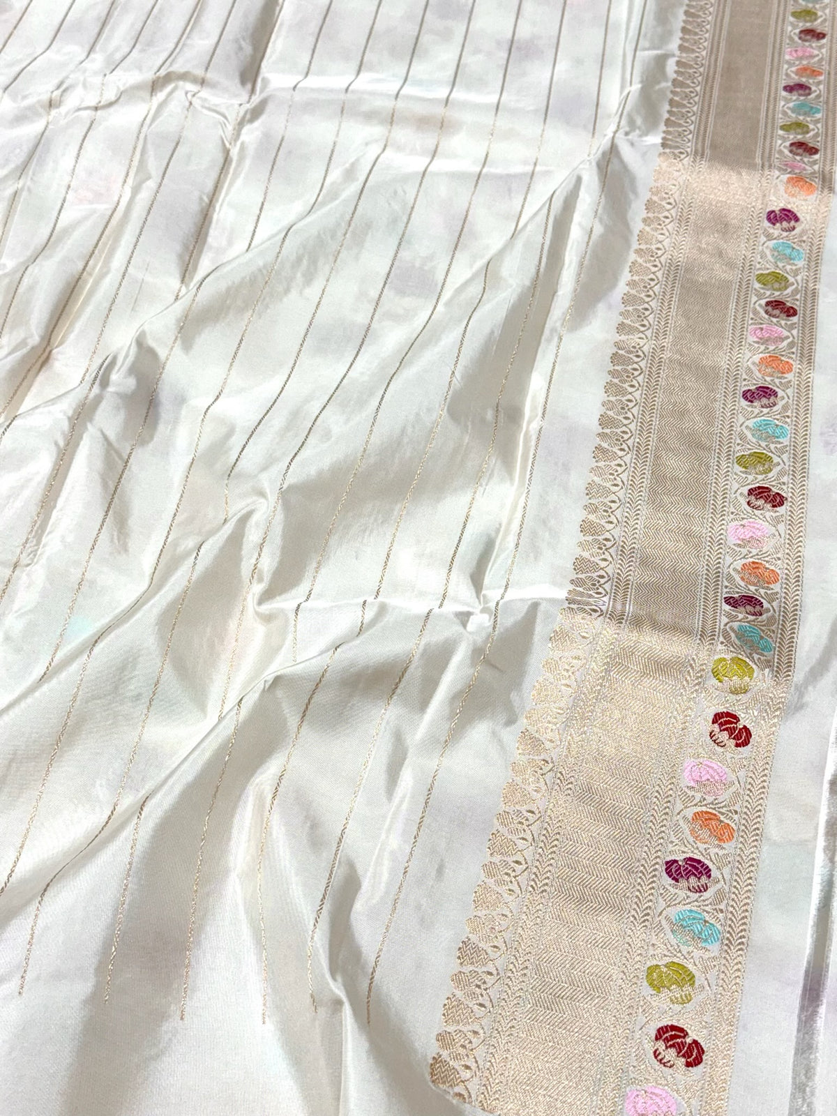 White Pure Mulberry Double Katan Silk Handwoven Banarasi Saree | Kadhwa Weave | The Couture Heritage