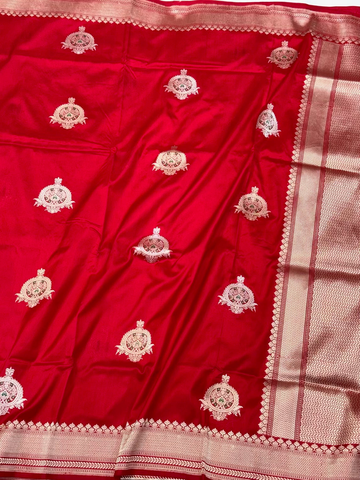 Red 100% Pure Katan Silk Saree - 100% Pure Mulberry Silk | Kadhwa Handwoven Banarasi Saree