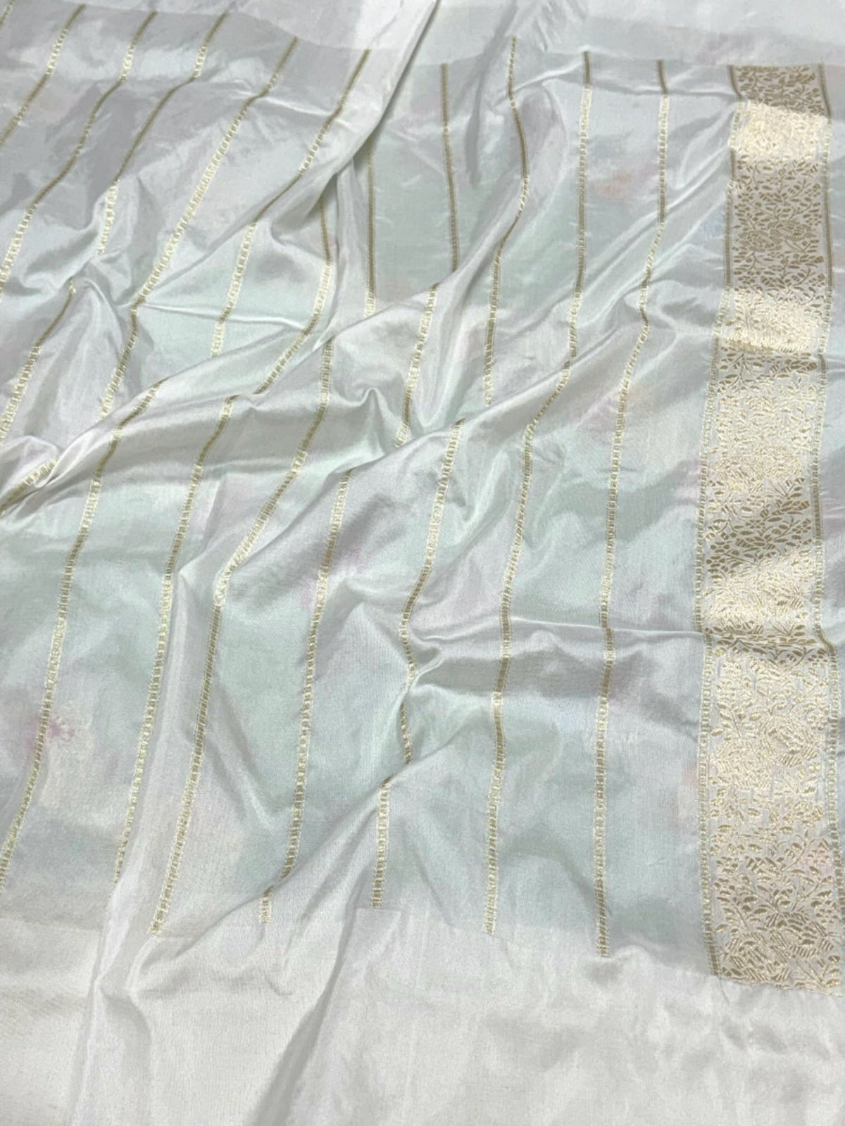 Aqua Green Pure Kora Silk Handwoven Lightweight Banarasi Saree