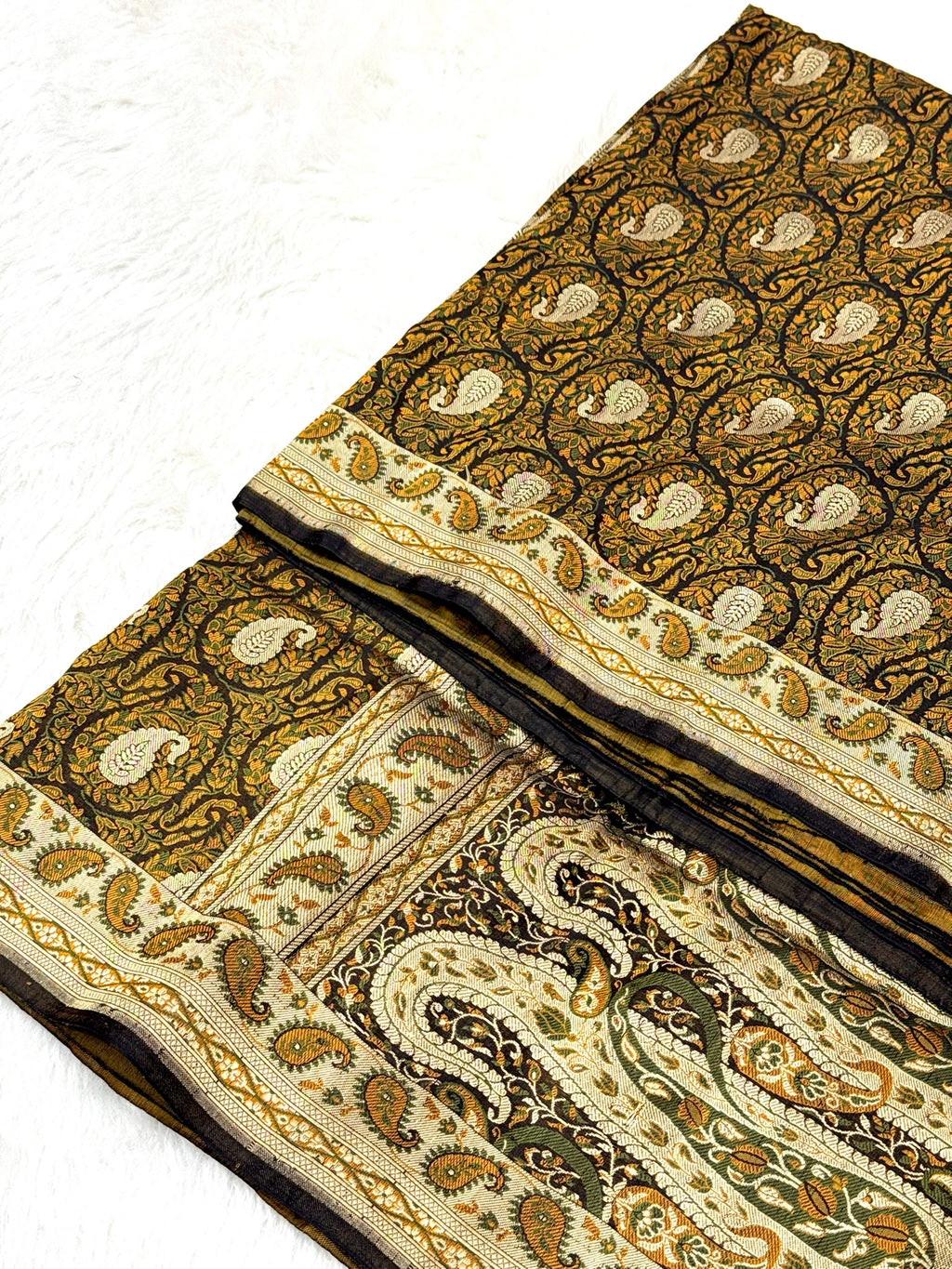 Brown Pure Satin Silk Handwoven Banarasi Tanchoi Saree