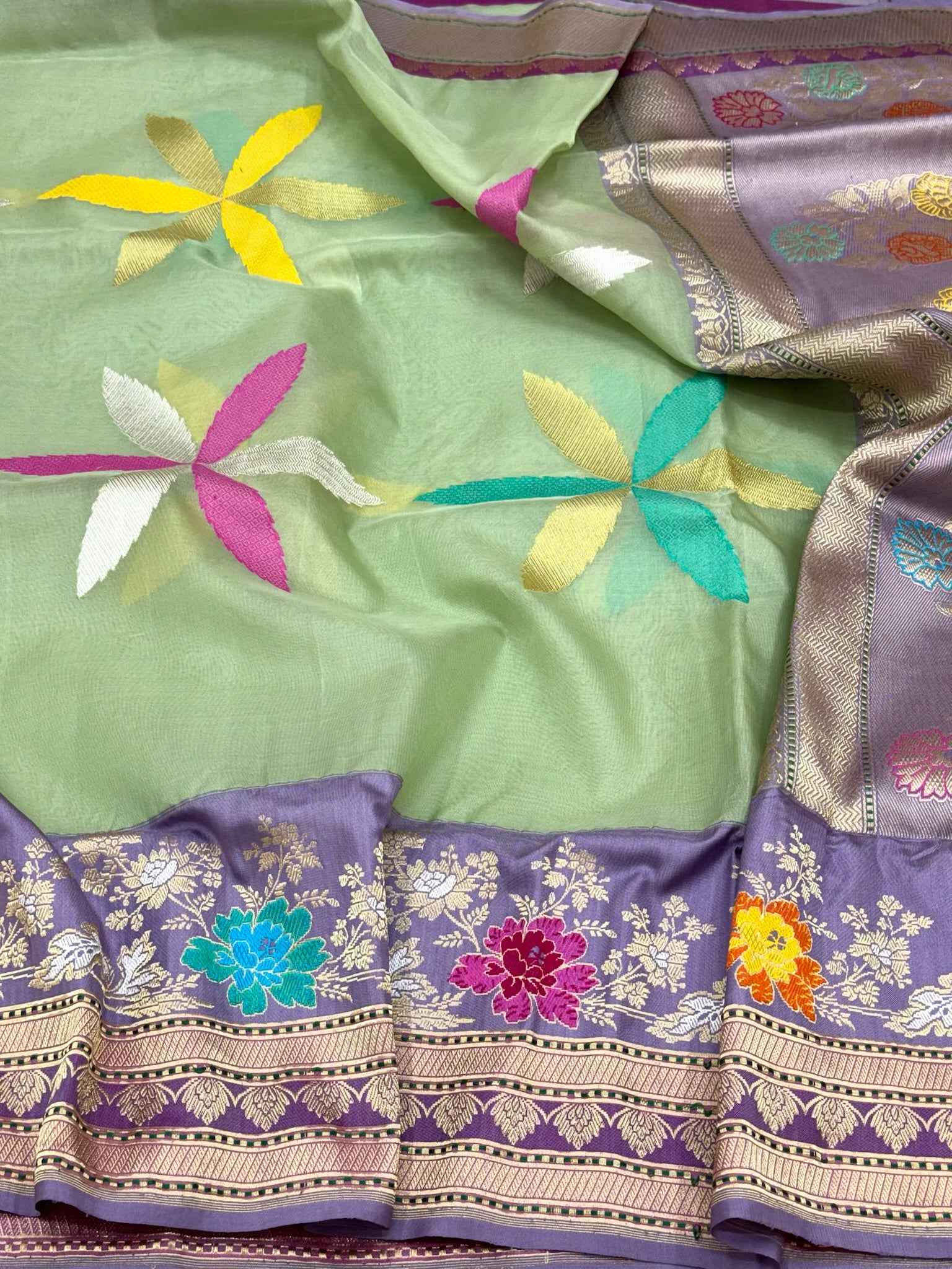 Pista Green Pure Kora Silk Ektara Saree - Pure Mulberry Silk | Kadhwa Weaving Modern Contemporary Banarasi Silk Saree