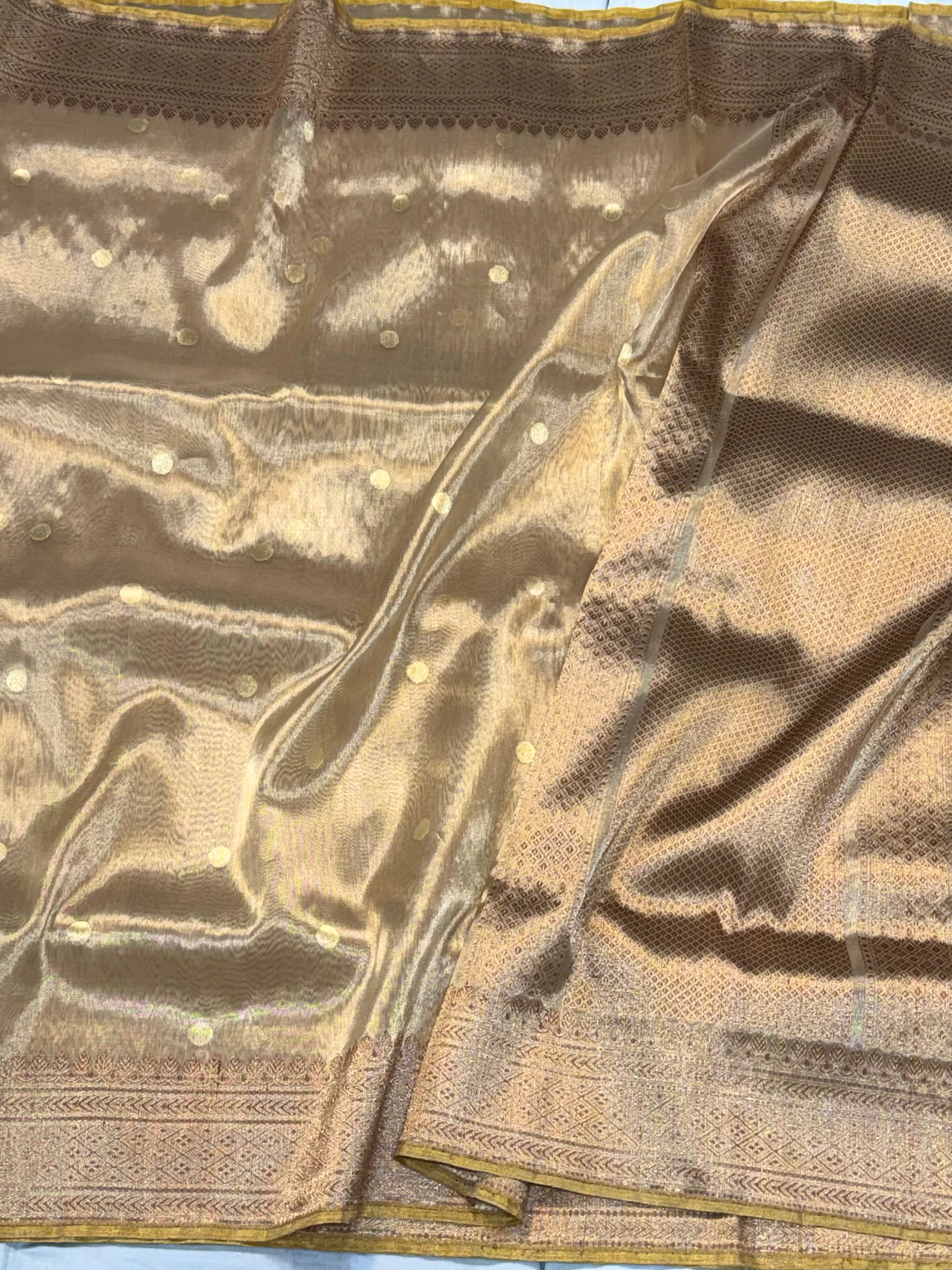 Molten Gold Pure Mulberry Kora Tissue Silk Handwoven Banarasi Saree | Ektara weave