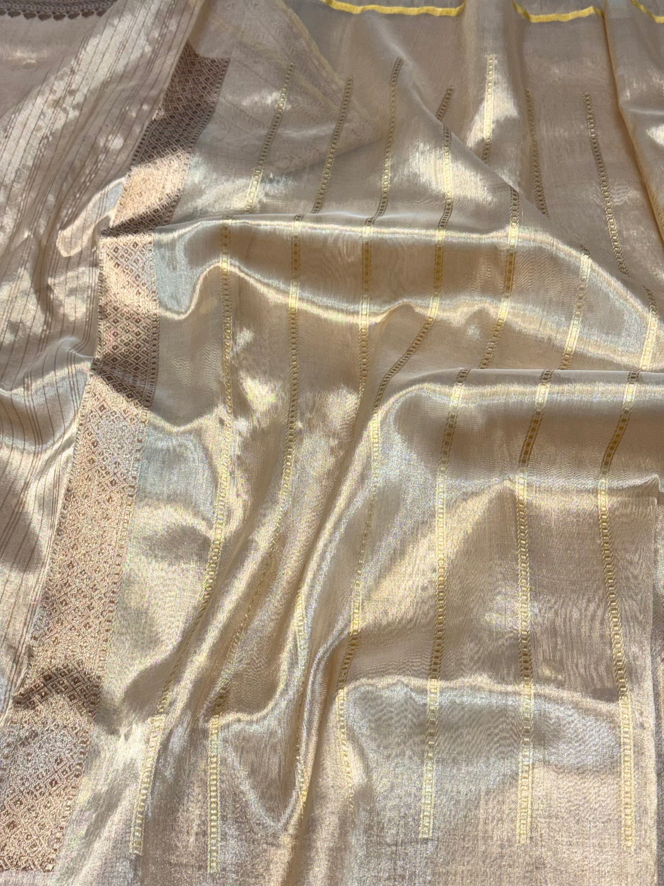 Molten Gold Pure Mulberry Kora Tissue Silk Handwoven Banarasi Saree | Ektara weave