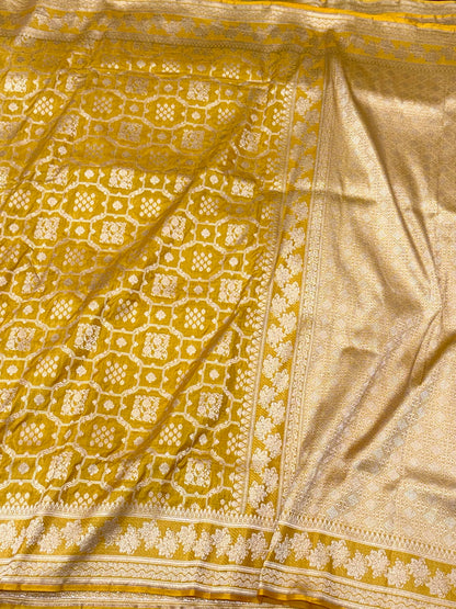 Gold Yellow Pure Katan Mulberry Silk Handloom Banarasi Saree