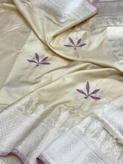 Ivory Pure Mulberry Ektara Silk - Pure Katan Silk Handwoven Saree | Kadhwa  Ektara Technique| Banarasi Saree