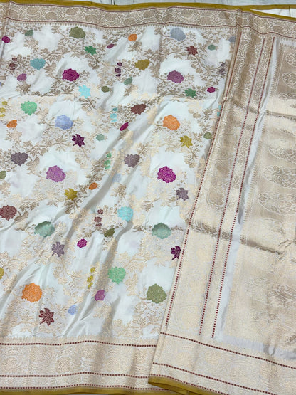 Off White Handwoven Banarasi | Kadhwa Technique | Pure Double Katan Mulberry Silk Saree - A New Era Of Elegance